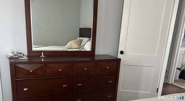 18 Bridge St Unit 1P