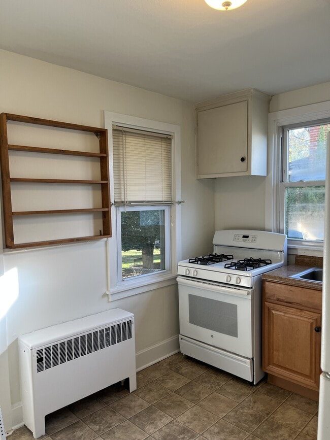 Photo - 520 Hollingsworth Ave