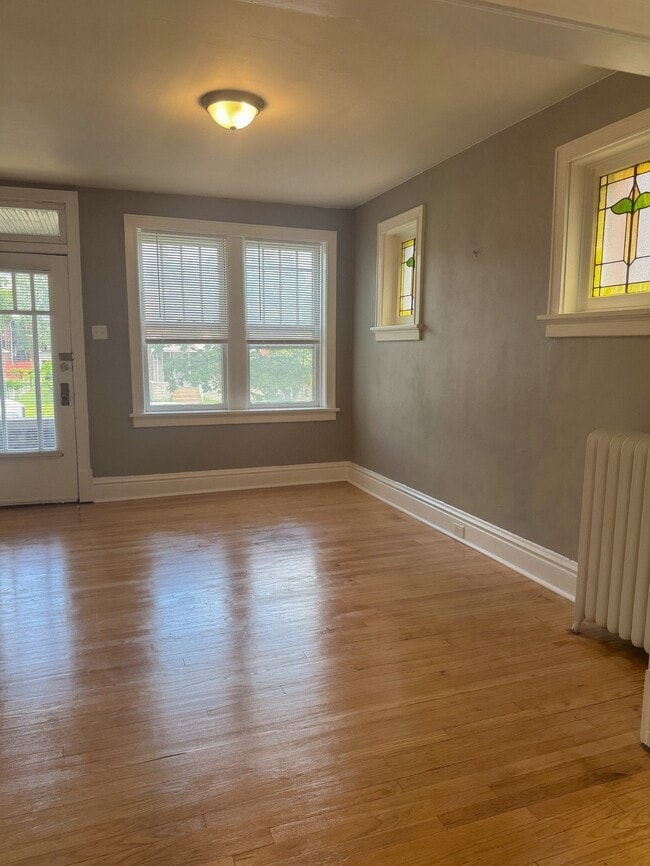 4992 Mardel Ave Unit 1F