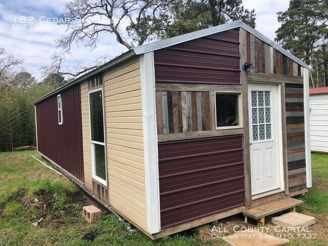 Try Tiny Living by Renting!