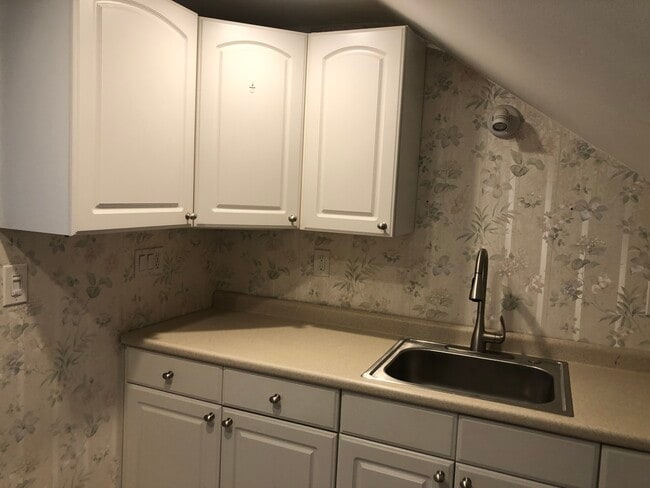 Photo - 2 Carriage Ln Unit 2nd Floor