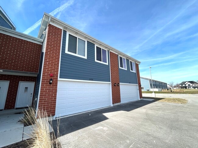 Building Photo - 1123 Gillespie Ln