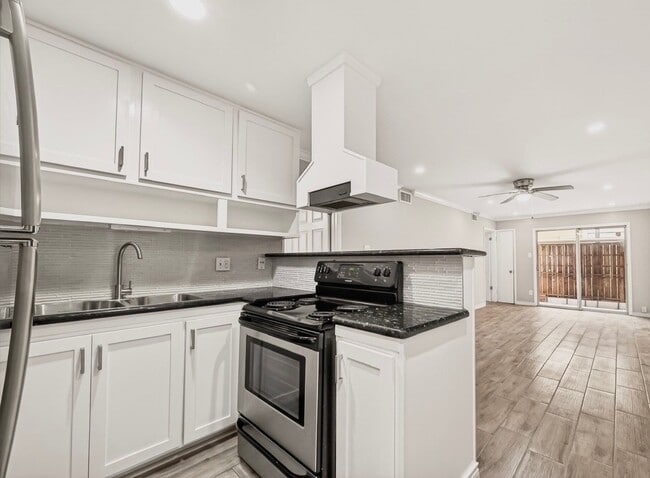 Photo - 1418 Vermont St Unidad 3