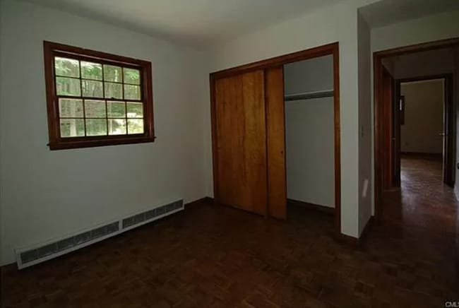 Photo - 13 Waterbury St