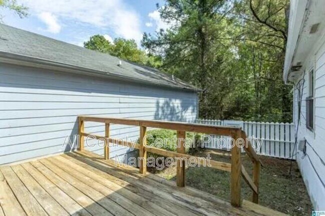 Photo - 435 Valley Crest Dr