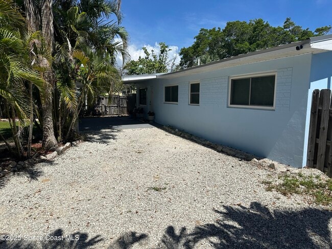 Building Photo - 302 Fifth Ave Rental