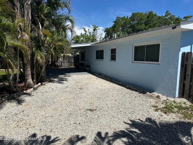 Building Photo - 302 Fifth Ave Rental