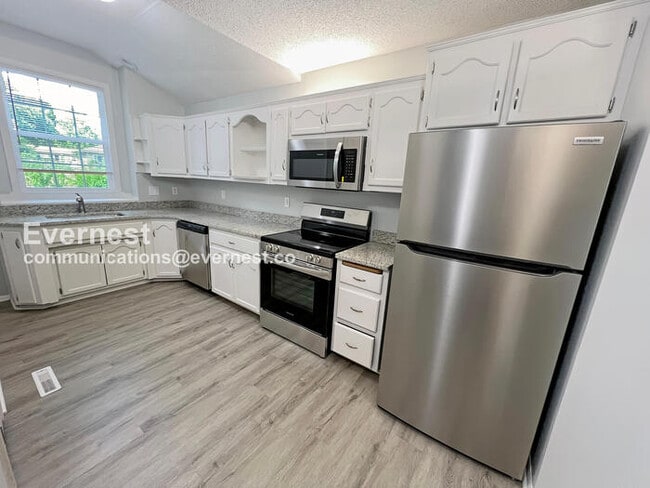 Photo - 19220 E 5th St Ct N