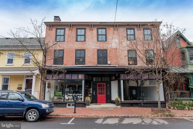 Photo - 54 Coryell St