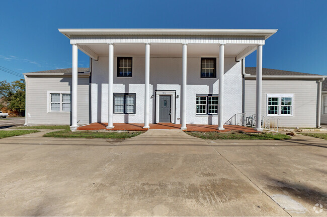 Building Photo - 409 W Main St Unit A Rental