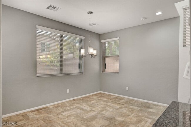 Building Photo - 864 Royal Amethyst Way