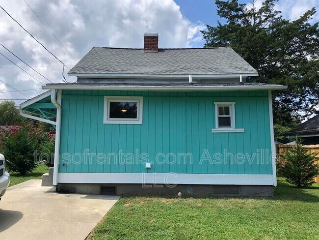 211 Fayetteville St