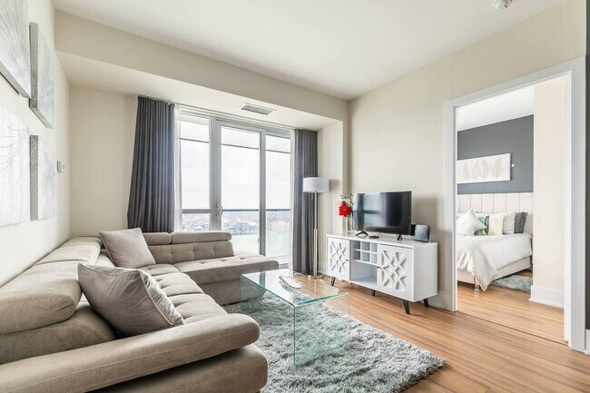 Photo - 299 Front St W Unit ID1037077P