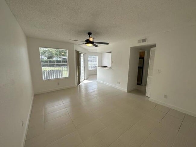 Photo - 1st Floor 1 Bedroom and 1 Bathroom Condo located in the Gated Community of Lexington Place