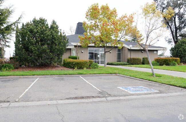 Photo - Camellia Village Mobile Home
