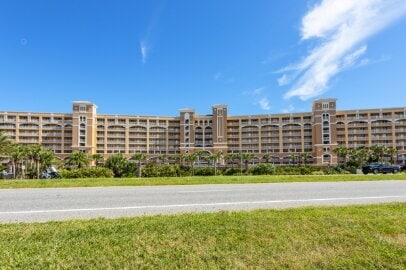 Building Photo - Stunning 8th-Floor Oceanview Condo – 3 Bed, 2.5 Bath Unit 804