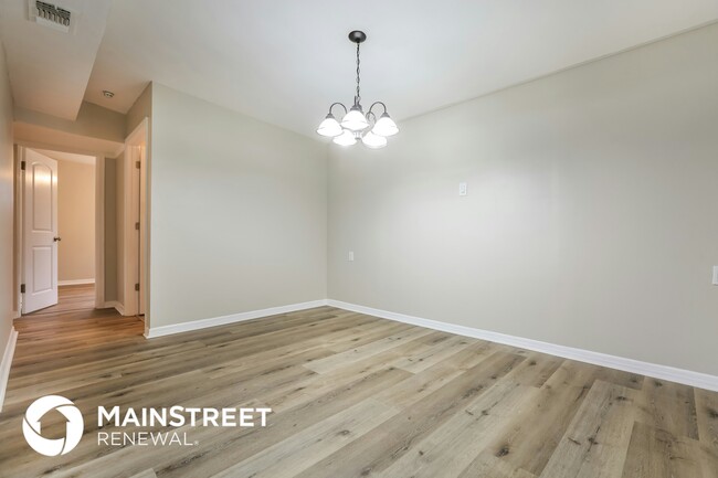 Photo - 739 Palmetto St