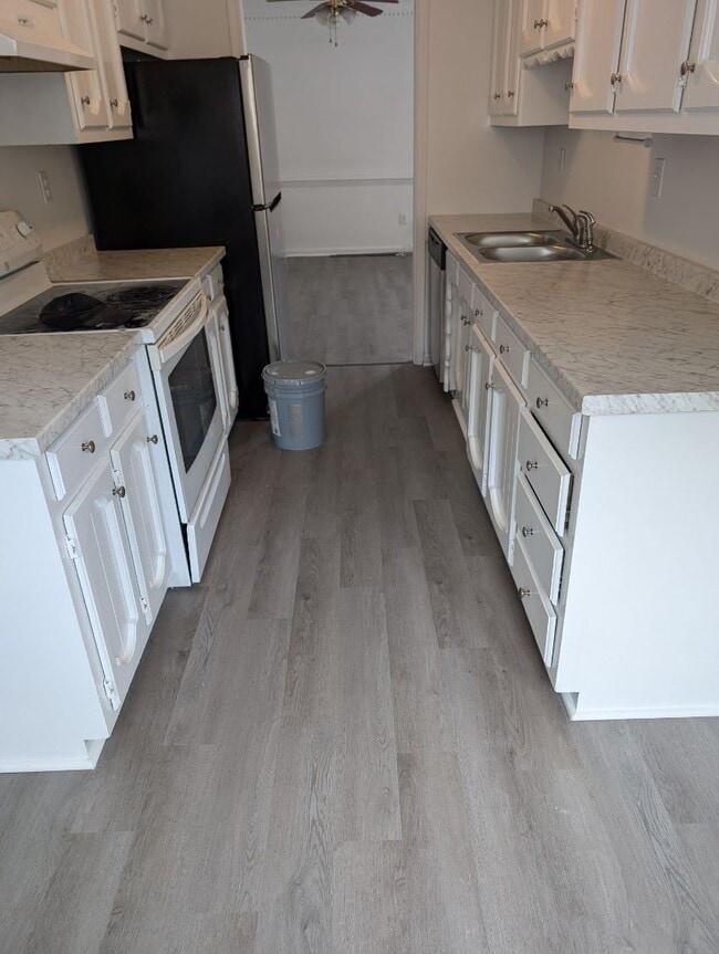 Photo - 1232 Cedar Mill Sq