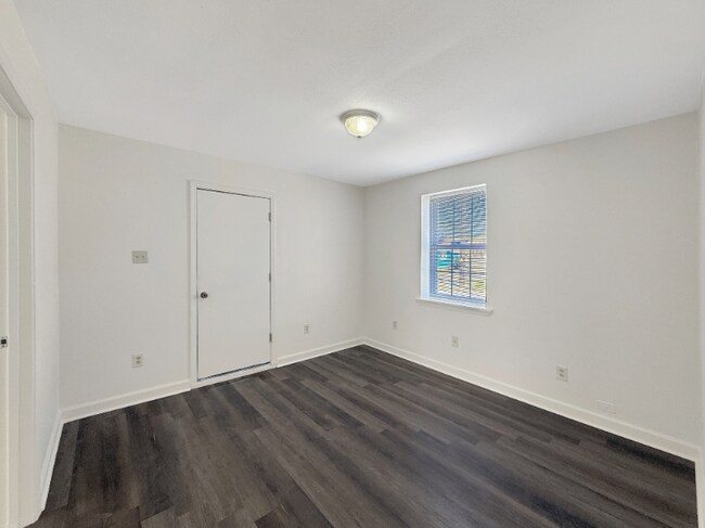 Photo - 2633 New Orleans St