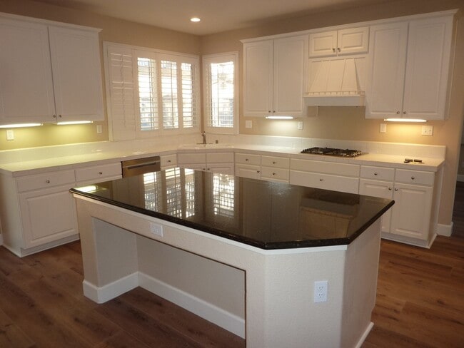 Photo - Stunning Single-Family House with a Backyard Oasis in a exclusive Gated Community of Serrano