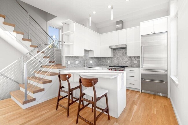 Photo - 312 Putnam Ave Unit 312