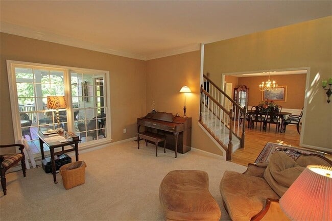 Photo - 10930 Donamere Dr