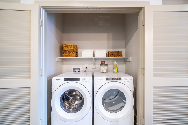 Photo - Virtuo Spring Apartments