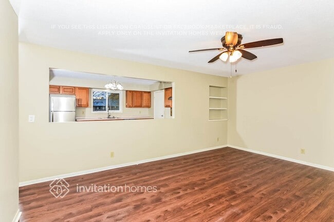 Photo - 944 Beacon Ln