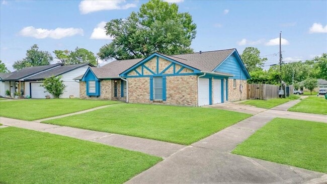 Photo - 7043 Drowsy Pine Dr House