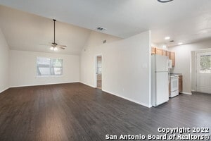 Photo - 2244 Eastman Ave