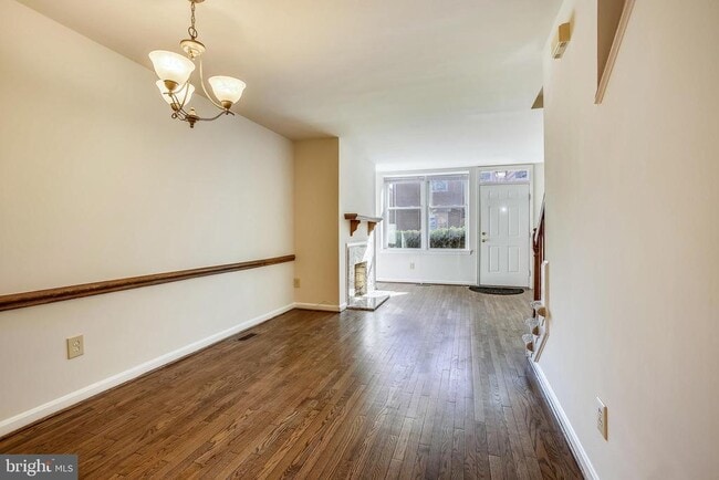 Photo - 510 Colecroft Ct