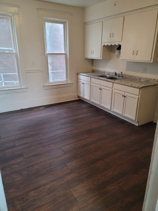 Photo - 1608 W Lincoln Ave Unidad 4