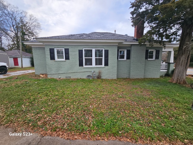 Photo - 1933 Nance St