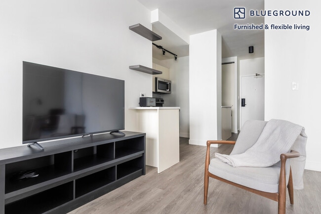 Photo - 21 E Chestnut St Unit FL10-ID1294