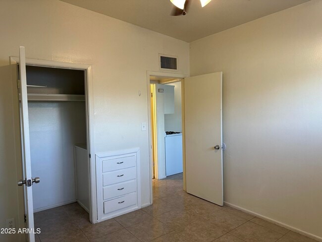 Photo - 903 S Mariana St Unit B