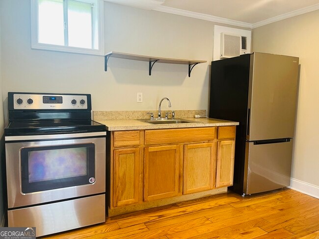 Photo - 128 Main St Unit 09