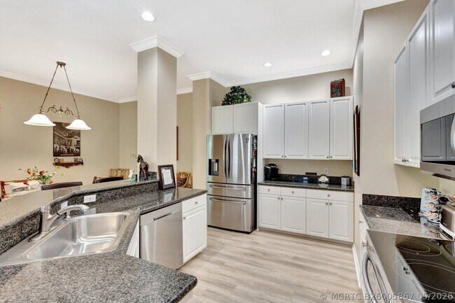 Photo - 2941 Twin Oaks Way