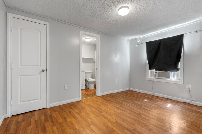 Photo - 758 Blueberry Rd