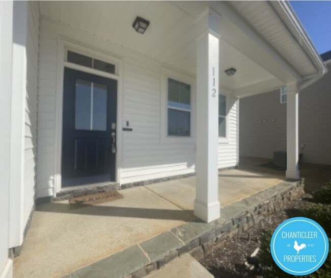 Photo - 112 Hoyne Way