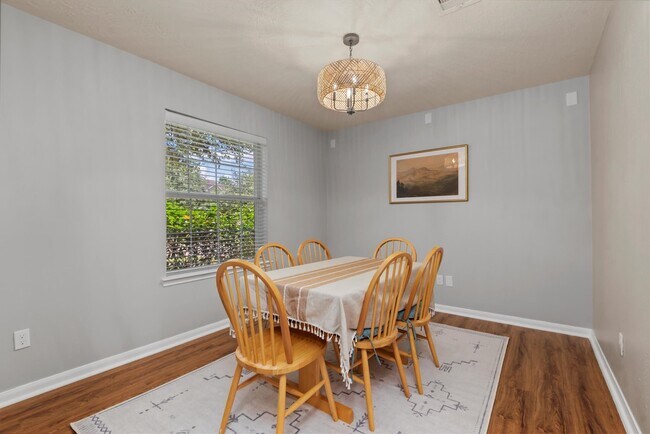 Building Photo - 5614 Savannah Woods Ln