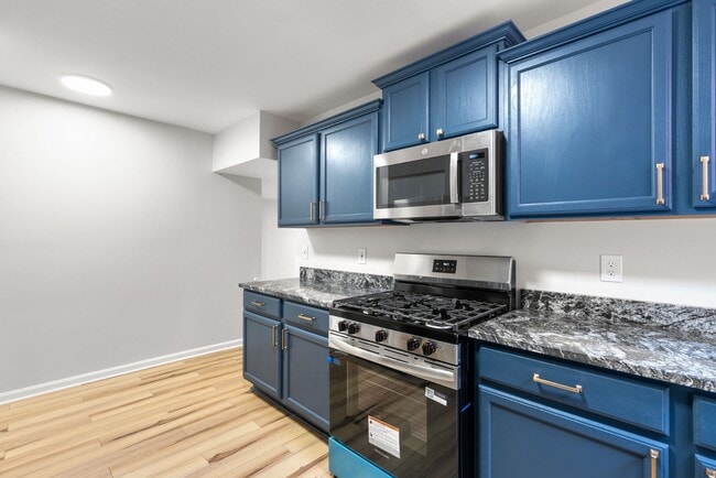 Photo - 2027 E Baltimore St