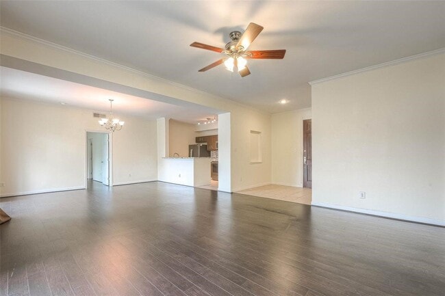 Photo - 4515 Briar Hollow Pl Unidad 305