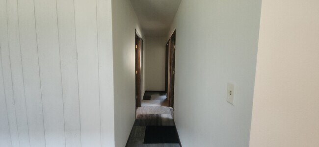 Photo - 625 9th St N