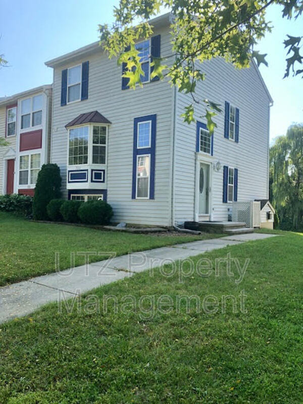 Photo - 723 Mulligan Ln Townhome