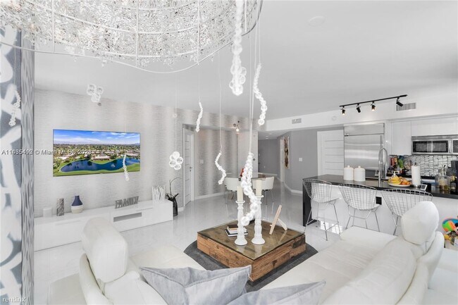 Photo - 2 br, 2 bath Condo - 500 Brickell Ave Apt 301 Unit Apt 301