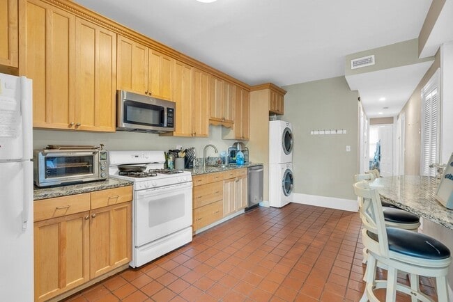 Photo - 5 Sachem St Unidad 2