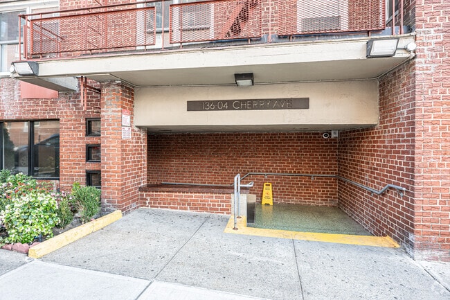 Building Entrance - 136-04 Main St
