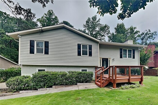 Building Photo - 2493 Seneca Trail NW