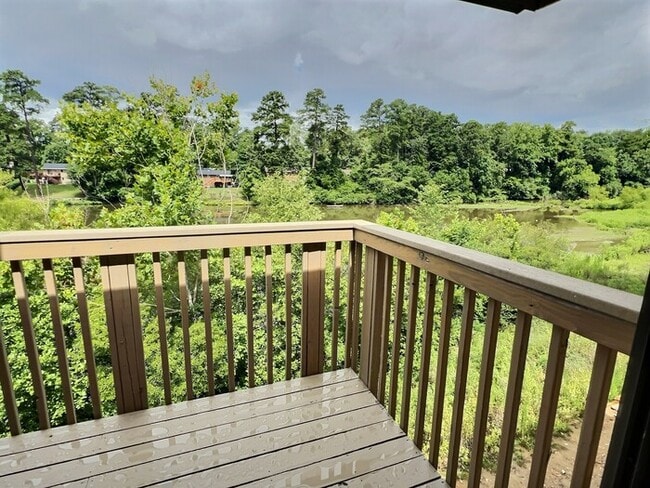 Photo - 3081 Huntleigh Dr