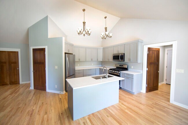 Photo - 1255 Westwood Dr